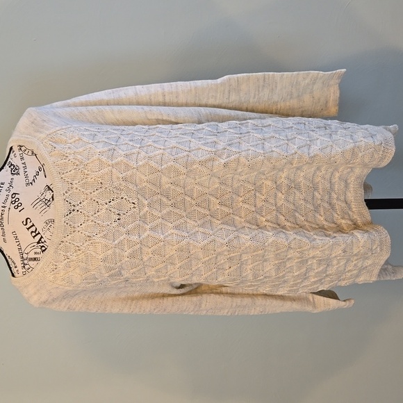 3/4 Length Sleeve Sweater - Picture 1 of 4